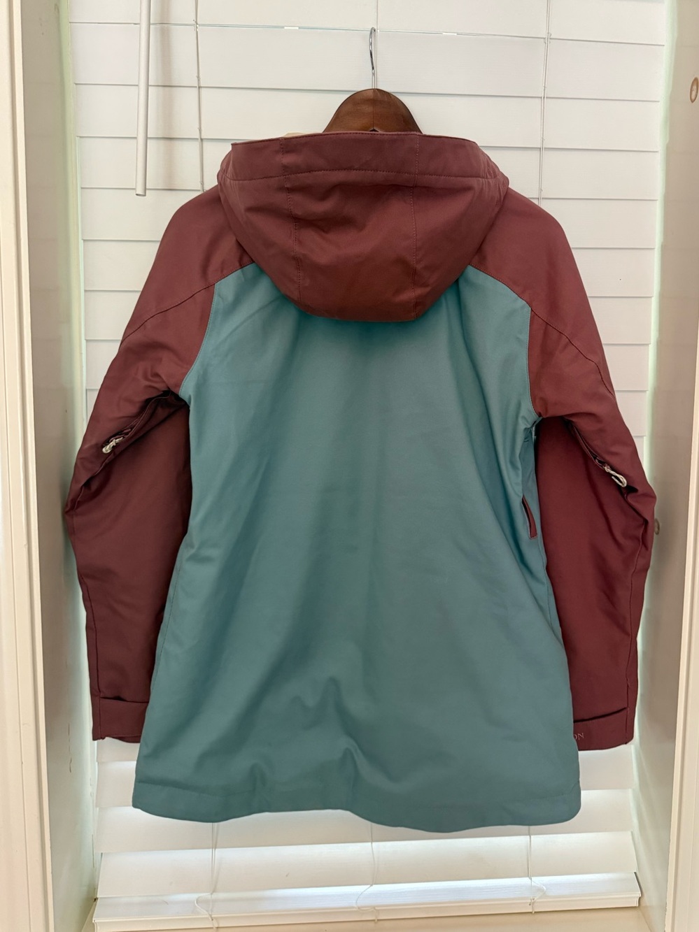 Burton Eastfall Snowboarding Ski Resort Streetwear Après Ski Waterproof Jacket - Picture 6 of 11